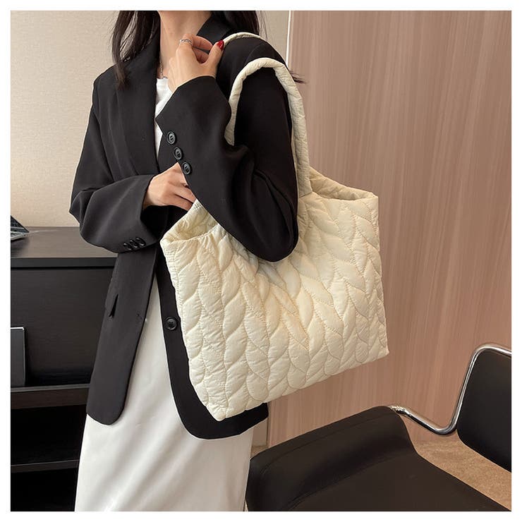ナイロンキルティングトートバッグ[品番：ZJ000023810]｜Girly