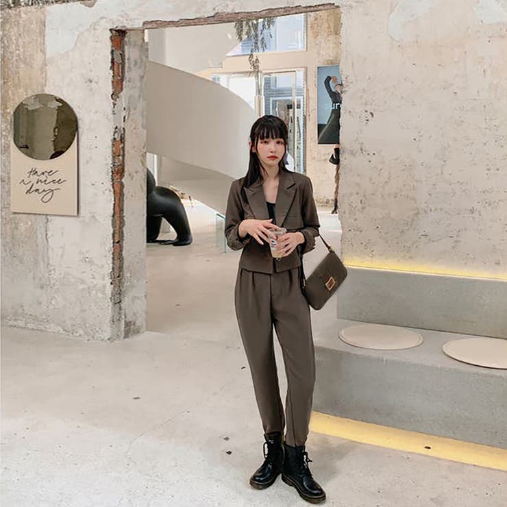 ツーピースセット ショートジャケット＆スラックスセットアップ[品番