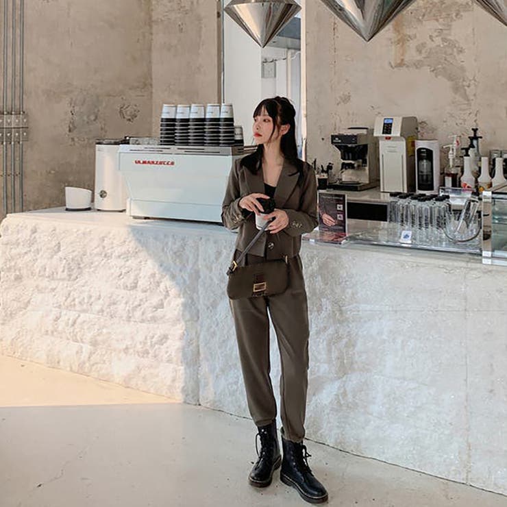 ツーピースセット ショートジャケット＆スラックスセットアップ[品番