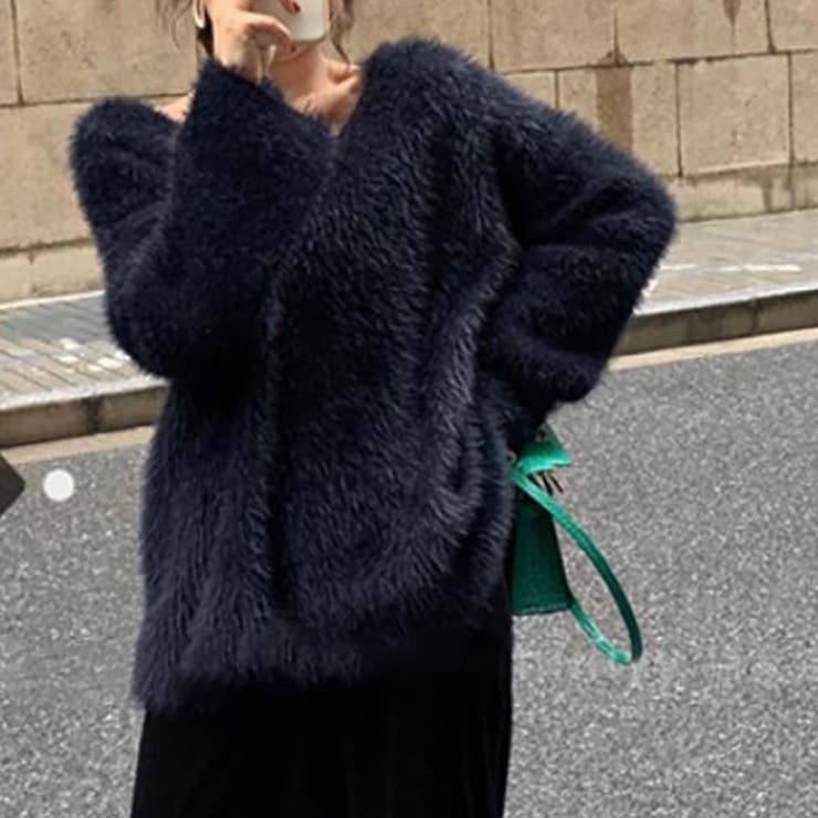 ブラック | Vネックシャギーニット【韓国ファッション】 | Girly Doll