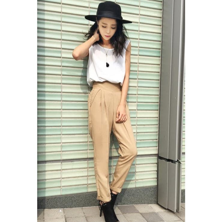 BEIGE | タックポケットスマートテーパードパンツ | EGOIST