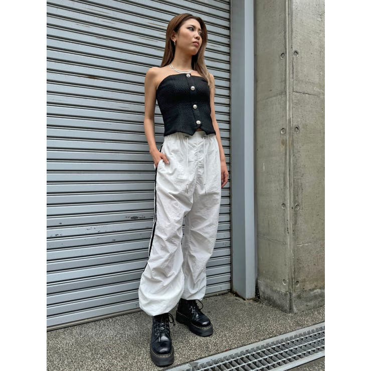 Alo Yoga アイボリー カーゴワイドパンツ A ラインカットS Alo Yoga☆High-Waist Origin Wide Leg Track Pant アイボリー