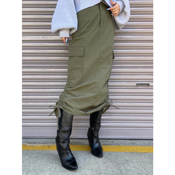 KHAKI