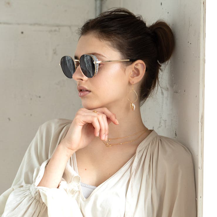 スプレットオーバーサングラス Black 品番 Ejea Enjoueel アンジュエール のレディース ファッション通販 Shoplist ショップリスト