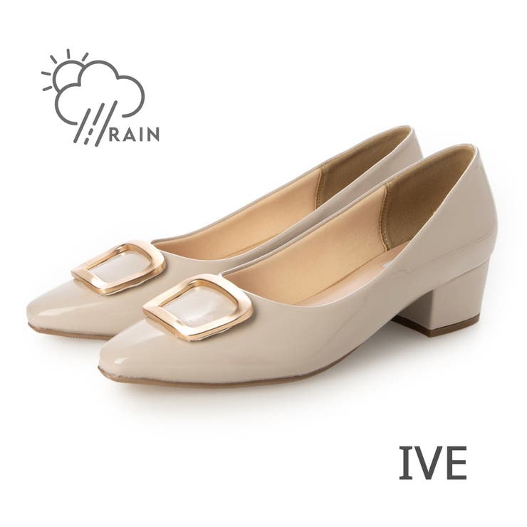 IVE(アイボリーエナメル) | 【晴雨兼用・クッション入り】ゴールドバックル4.5cmパンプス | EVOL