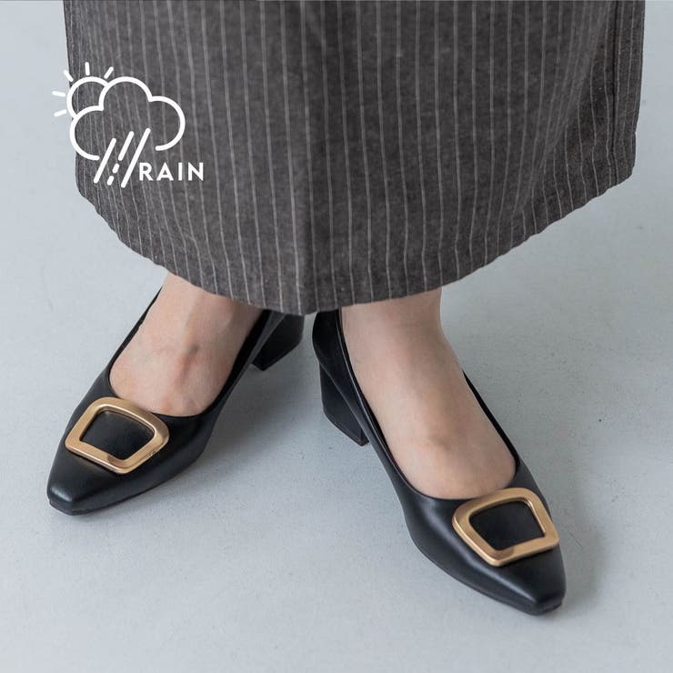 【晴雨兼用・クッション入り】ゴールドバックル4.5cmパンプス | EVOL | 詳細画像1 