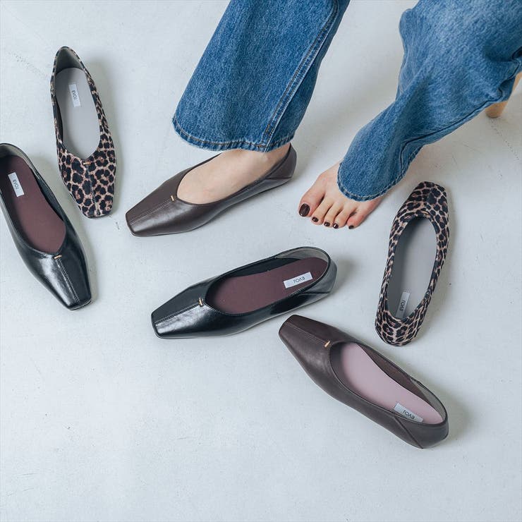 【ふかふか・クッション入り】スクエアゴールドステッチフラットパンプス | EVOL | 詳細画像1 