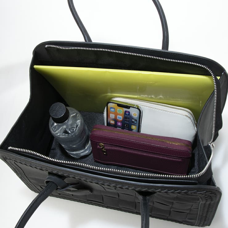 美品 EVOL ×Yukkoコラボ ハンドバッグ &EVOL/イーボル】 ×Yukkoコラボハンドバッグ AT30473 （ブラック