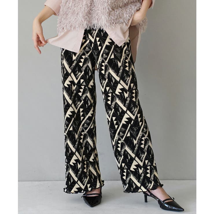 ブラック×アイボリー | モノトーンエスニック柄 プリーツパンツ | e-zakkamania stores