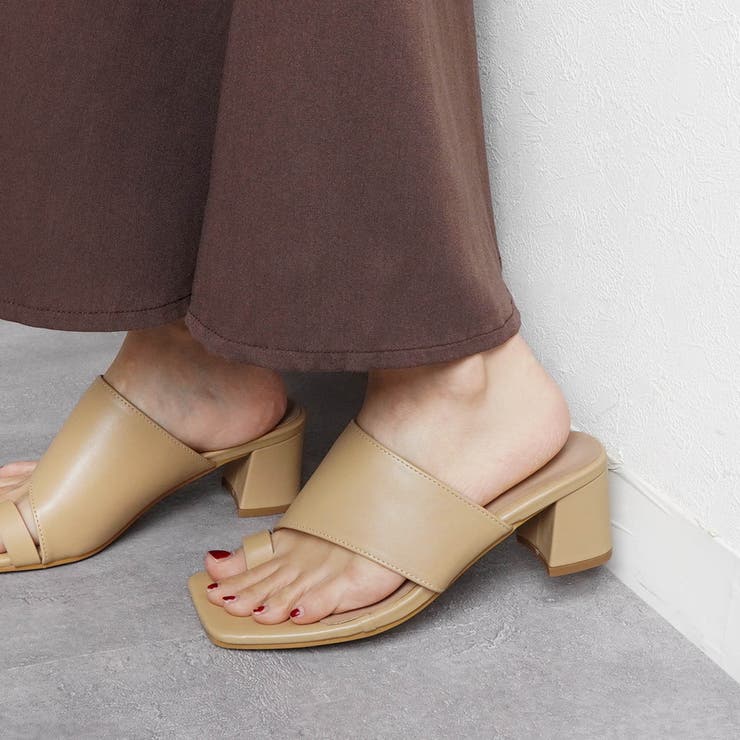 スクエアトゥ トング チャンキーヒールサンダル | FABBY FABBY. | 詳細画像9 