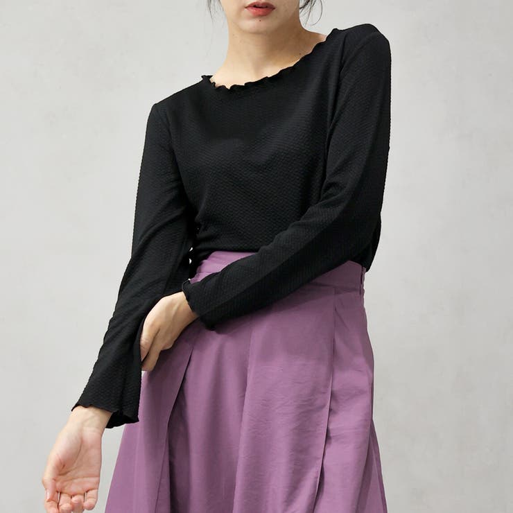 ブラック | ポコポコカットメロートップス | FashionBerry