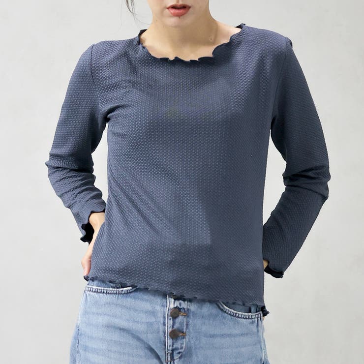 グレー | ポコポコカットメロートップス | FashionBerry