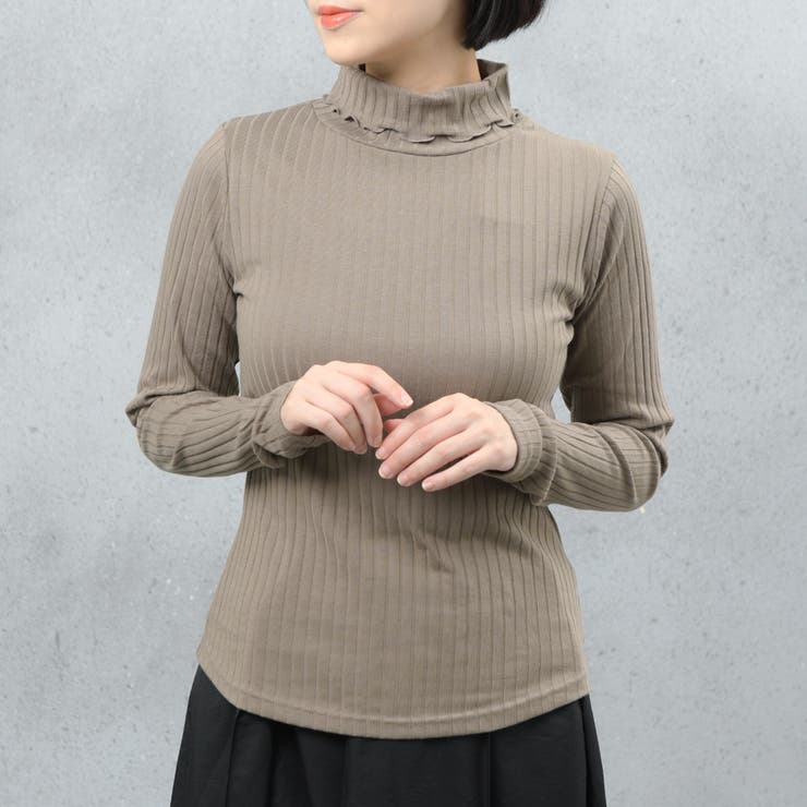 モカ | ワイドリブメロウタートルロンT | FashionBerry