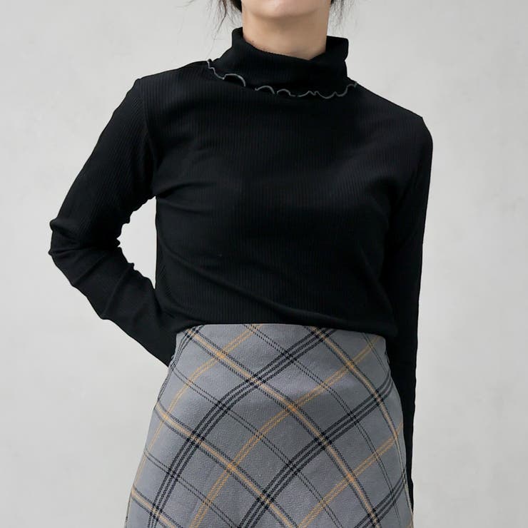 ブラック | 配色メローテレコタートルプルオーバー | FashionBerry