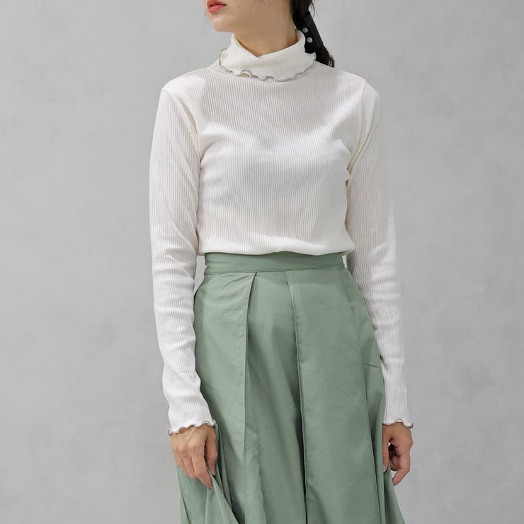アイボリー | 配色メローテレコタートルプルオーバー | FashionBerry