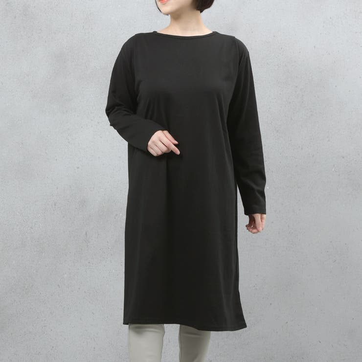 ブラック | ヘビーウェイトロングスリーブタック使いワンピース | FashionBerry