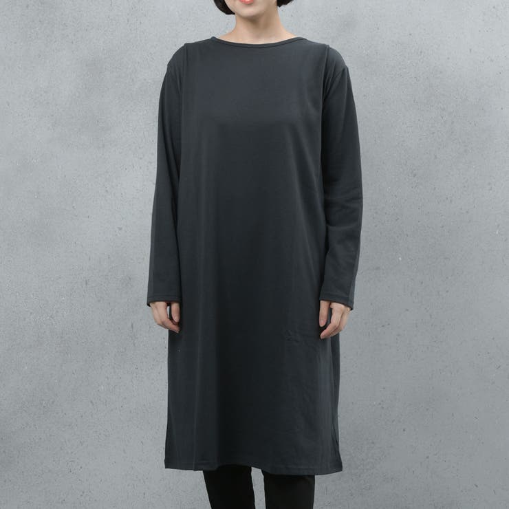 チャコール | ヘビーウェイトロングスリーブタック使いワンピース | FashionBerry