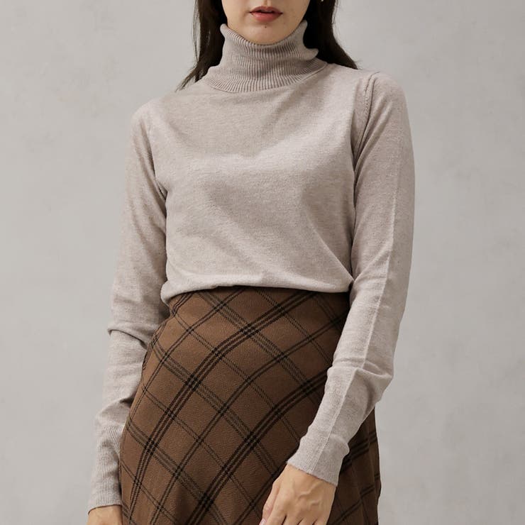グレージュ | 【洗えるニットシリーズ】もちもちニット タートルネックニット | FashionBerry