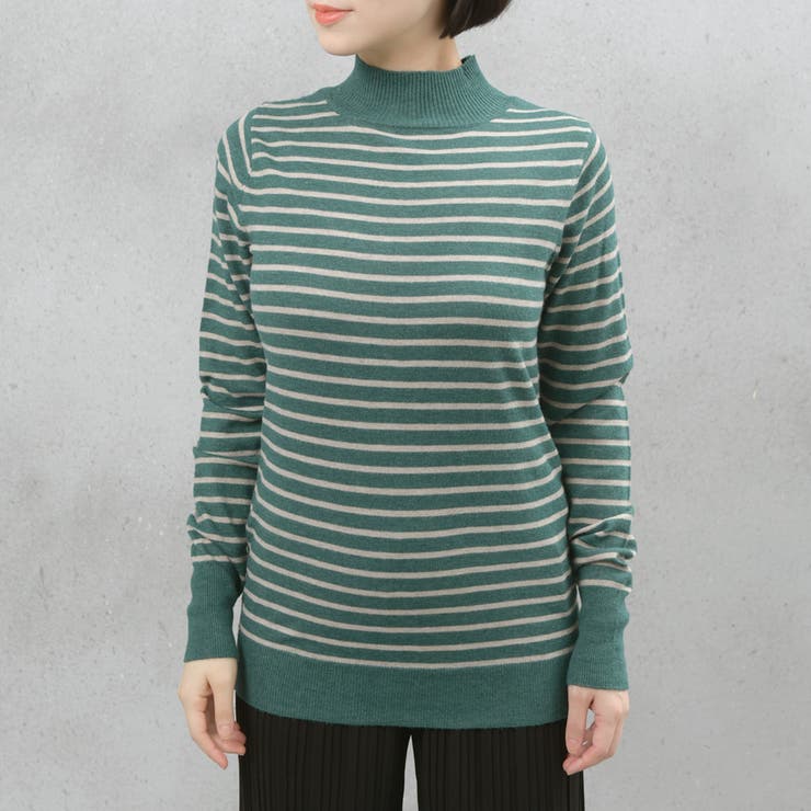 グリーン×グレージュ | 【洗えるニットシリーズ】もちもちニット ホルターネックニット | FashionBerry