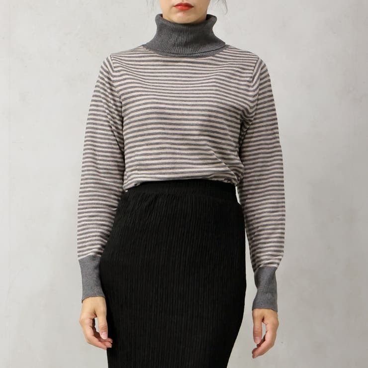 チャコール×グレージュ | 【洗えるニットシリーズ】もちもちニット ボーダータートルネックニット | FashionBerry