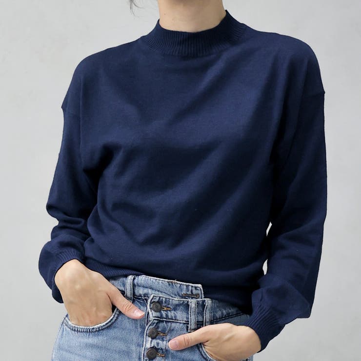 ネイビー | 【洗えるニットシリーズ】もちもちニット ドロップショルダークルーネックニット | FashionBerry