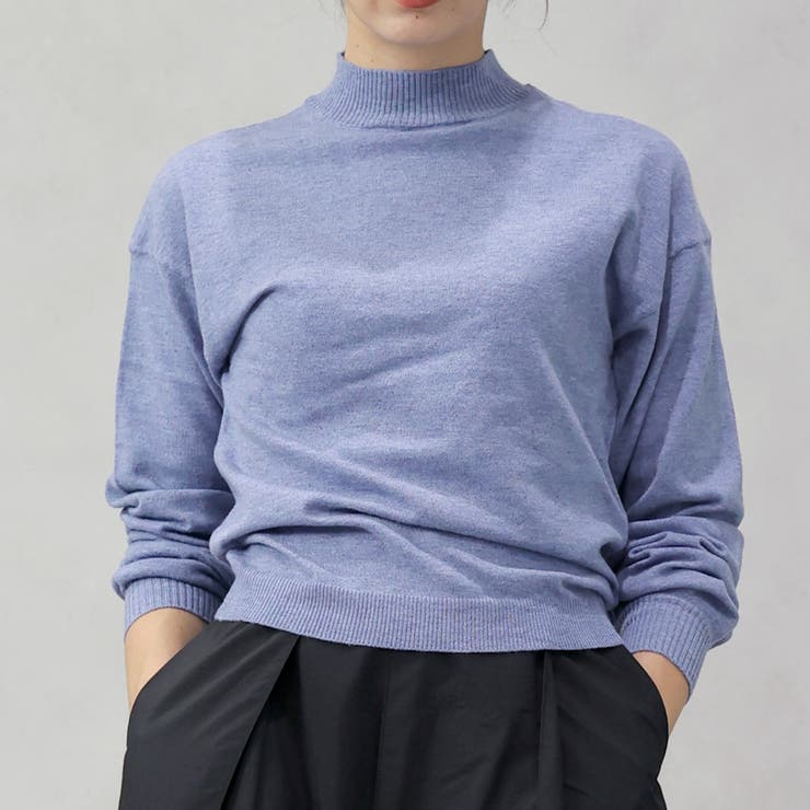 サックス | 【洗えるニットシリーズ】もちもちニット ドロップショルダークルーネックニット | FashionBerry