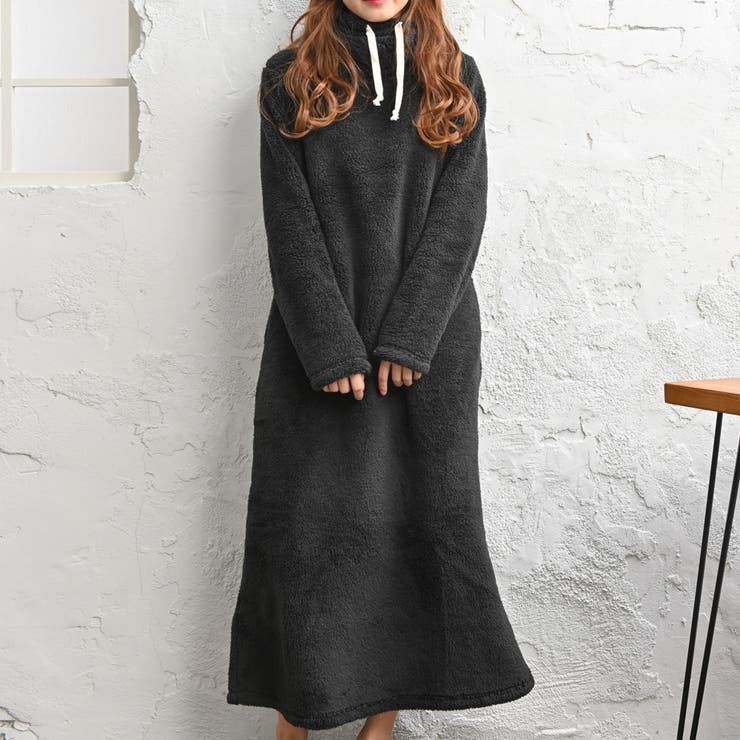 ブラック | あったかルームウェア 裏起毛 ハイネック ボアワンピース ロング | FashionBerry