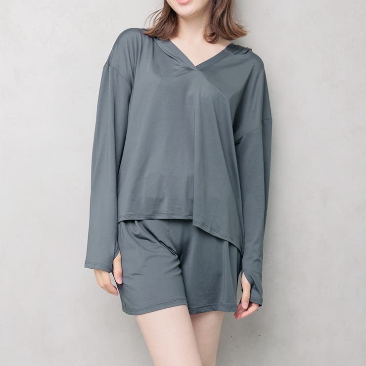 チャコール | UPF50+ ラッシュガードセットアップ レディース | FashionBerry