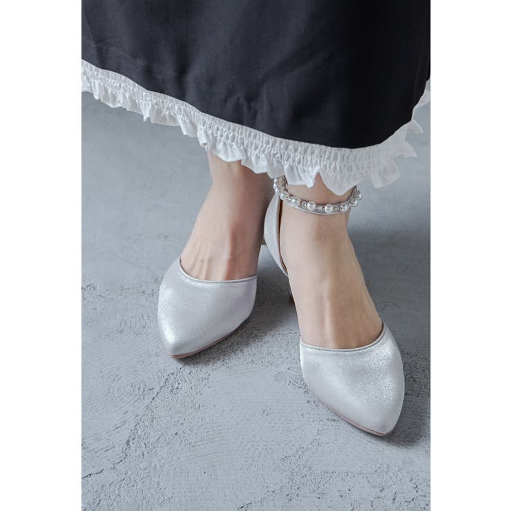 シルバー | niana ニアナ パールアンクルベルトサテンパンプス | Fashion Letter