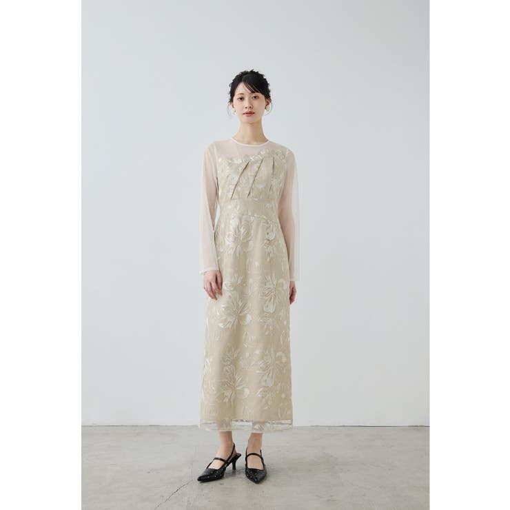 ベージュ | niana ニアナ プリーツフロントフラワードレス | Fashion Letter