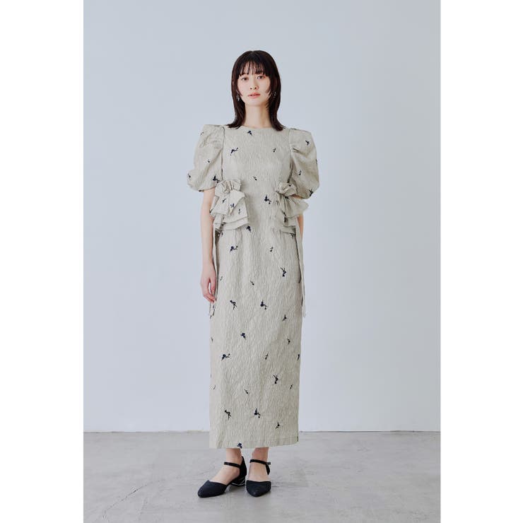 ベージュ | niana ニアナ ブロッサムフリルドレス | Fashion Letter