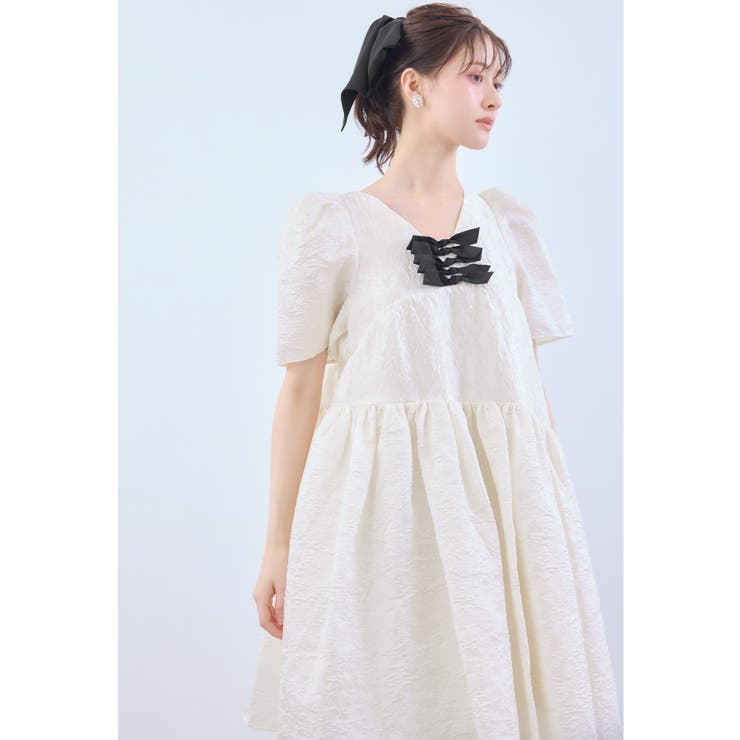 オフホワイト | niana ニアナ エッジリボンミニドレス | Fashion Letter