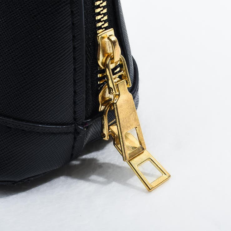 FENDY ラウンドジッパー ハンドバック、ショルダーバッグ　2way FENDY ラウンドジッパー ハンドバック、ショルダーバッグ 2way