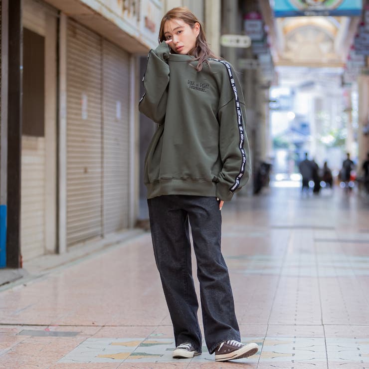 袖ロゴライントレーナー ビッグシルエット スウェット | Felt Maglietta | 詳細画像2 