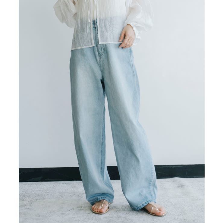 立体的なカーブシルエットで、旬のレッグラインを描くカーブデニムパンツ | refinedworks | 詳細画像2 