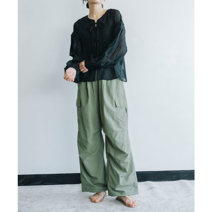 refinedworks 立体的なフォルムで機能面も充実したデイリーに使いやす 品番 FLEW0000021 refinedworks リファインドワークス レディース