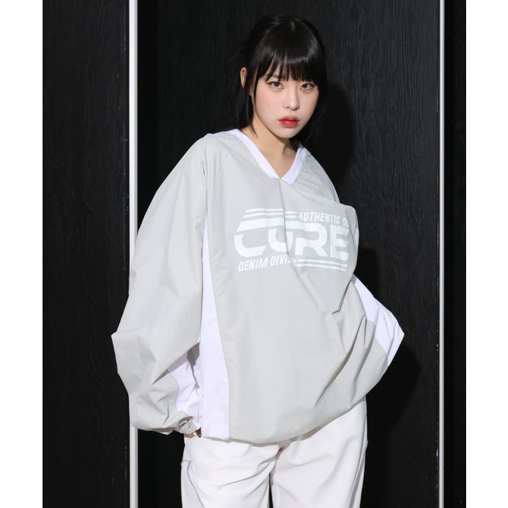 2023AW] [UNISEX] プリントブイネックナイロンパーカー[品番