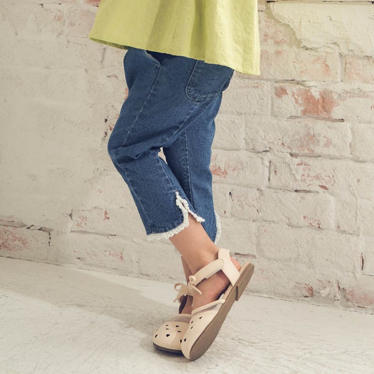 【未使用】TOKUKO1erVOL 裾レース クロップド パンツ 黒 股下60 未使用】TOKUKO1erVOL 裾レース クロップド パンツ 黒 股下60 未