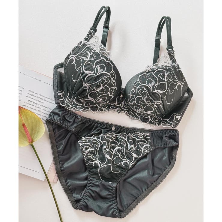 モスグリーン1 | 新作続々 「ペアブラジャー ペアブラジャー（ワイヤー有り）」 | fran de lingerie