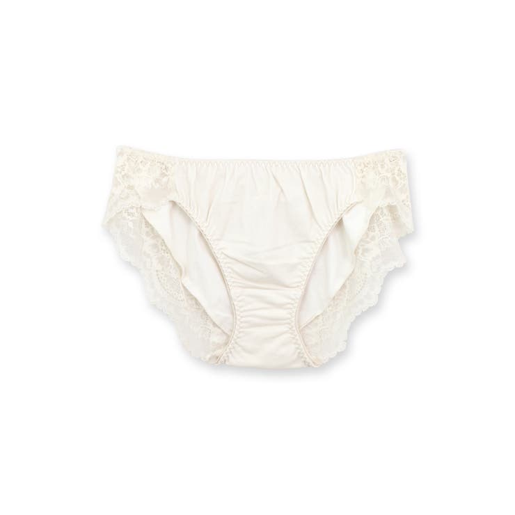 シンプルデザイン劇的な付け心地＆バストメイクのブラとお揃いショーツ 「ドラマティ… | fran de lingerie | 詳細画像4 