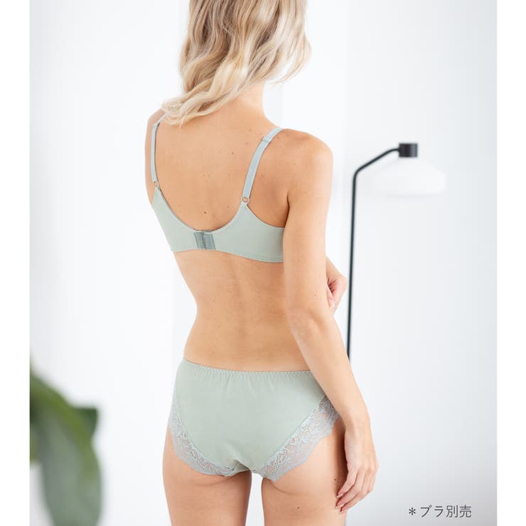 シンプルデザイン劇的な付け心地＆バストメイクのブラとお揃いショーツ 「ドラマティ… | fran de lingerie | 詳細画像14 