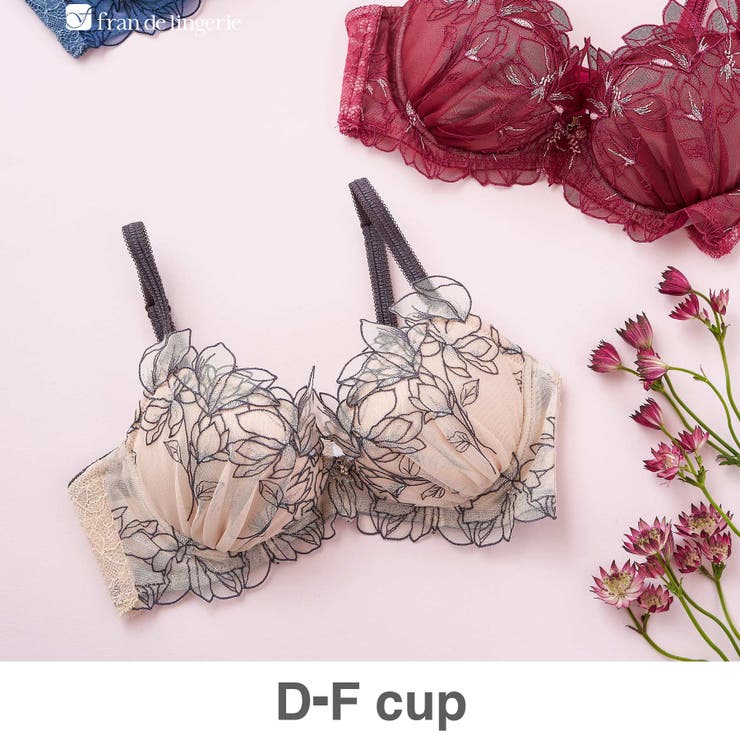 ベージュ | 軽やかに揺れるチュールフラワー安定感◎のすっきりバストメイク 「ノーブルティアラ… | fran de lingerie