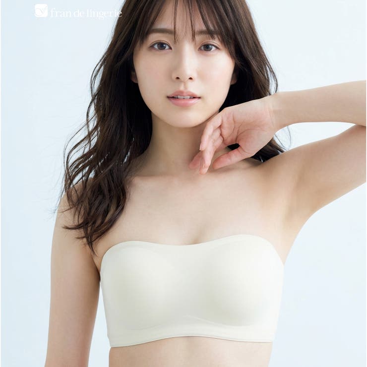 アイボリー | 響きにくい シンプル美胸チューブブラズレにくい滑り止め付き＆通気性◯の穴あきパッ… | fran de lingerie
