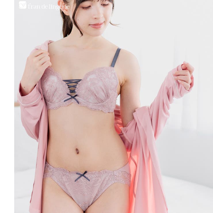 ローズピンク | 編み上げ×レースのキュートデザインすっきりラインの谷間メイクブラ 「フランスタン… | fran de lingerie