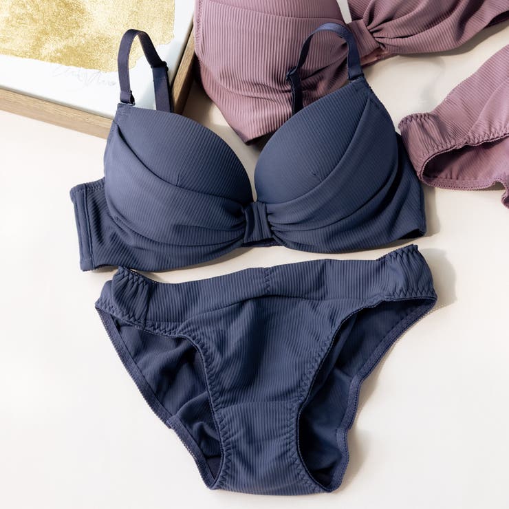 ダークブルー | 人気の「ふわ盛」パターンデイリー使いやすいシンプルさ 「ふわ盛スムース ペアブラ… | fran de lingerie