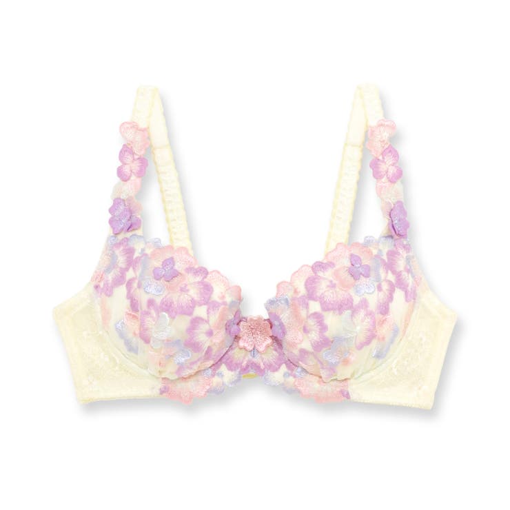 バストメイクの真骨頂 可憐な花びら刺繍 「グレースイストフラワーペタル | fran de lingerie | 詳細画像3 