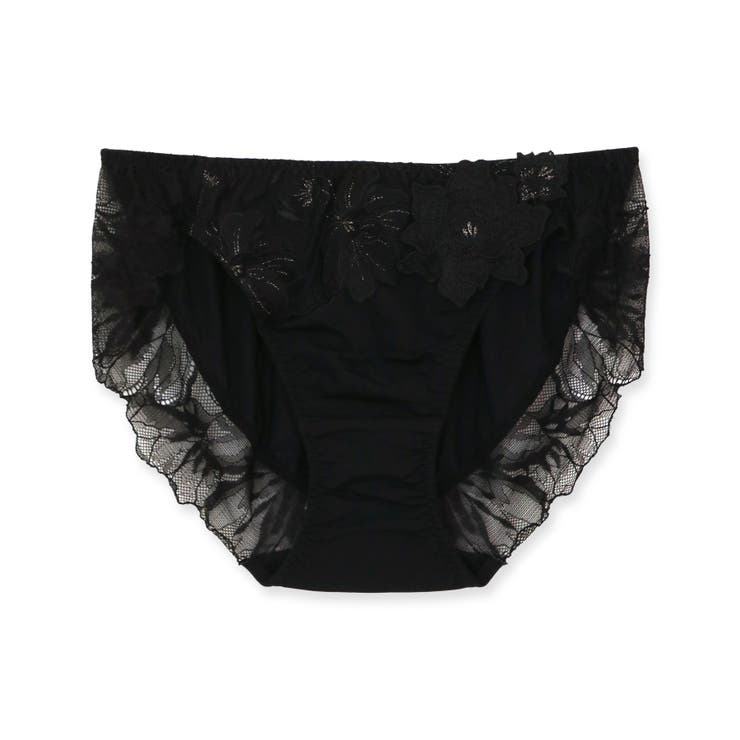 リュクスが寄り添うGRACE soin Luminousヒップに心地よくフィット… | fran de lingerie | 詳細画像4 