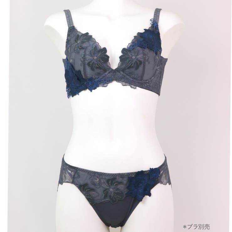 リュクスが寄り添うGRACE soin Luminousヒップに心地よくフィット… | fran de lingerie | 詳細画像17 