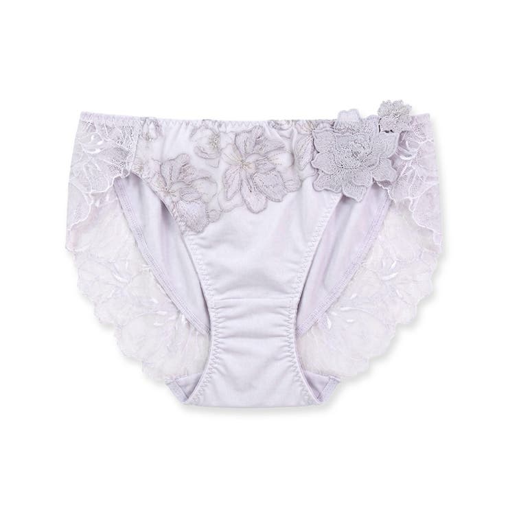 リュクスが寄り添うGRACE soin Luminousヒップに心地よくフィット… | fran de lingerie | 詳細画像5 