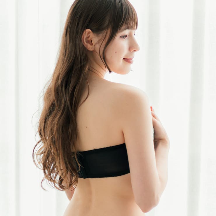 チューブブラ、2WAYストラップ 刺繍で描くリッチなマドラスチェック「スフレフィ… | fran de lingerie | 詳細画像8 